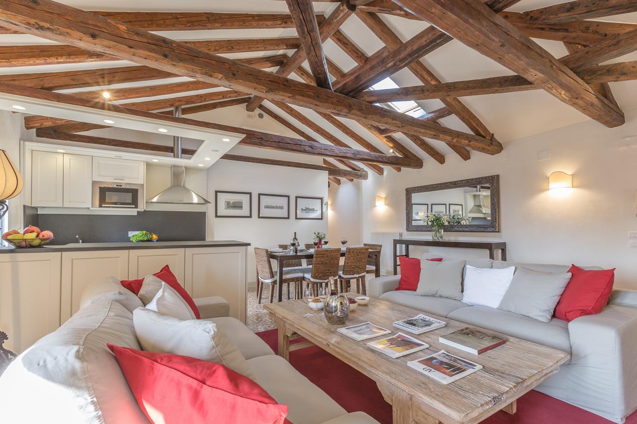 Apartment Ca' San Sebastiano Canal View Venice